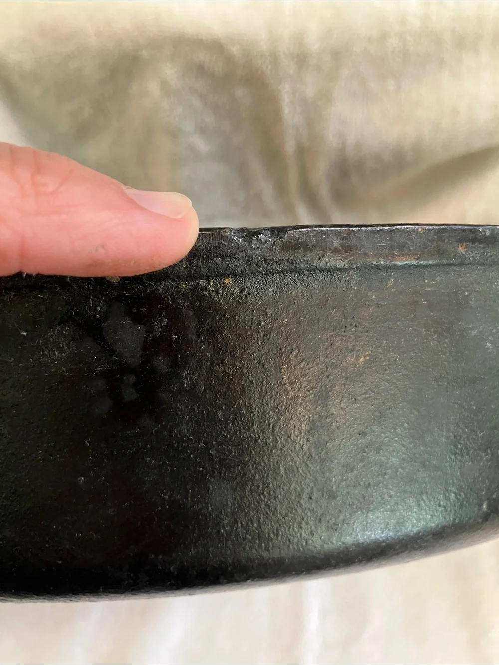 Antique Wagner Ware #12 cast-iron skillet frying pan